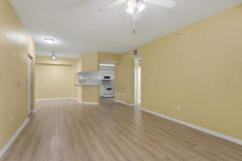 2730 Anzio Court #108, Palm Beach Gardens FL - photo 12 of 32