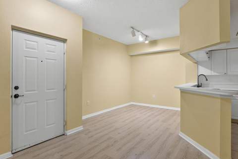 2730 Anzio Court #108, Palm Beach Gardens FL - photo 8 of 32