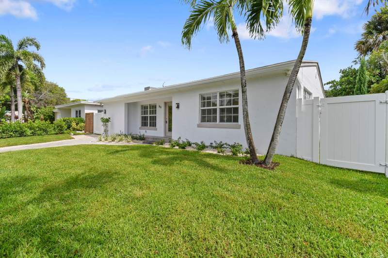 3 bedroom Single Family Residence at 319 29th Street, Northwood Shores, West Palm Beach — photo 2