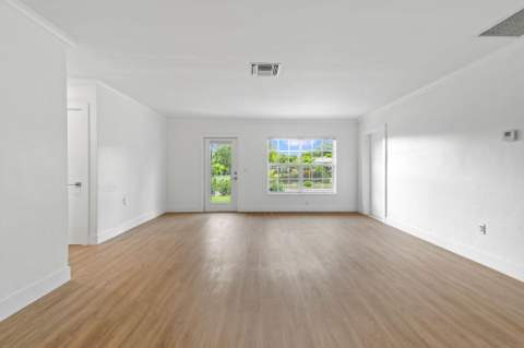 319 29th Street, West Palm Beach FL - photo 7 of 43