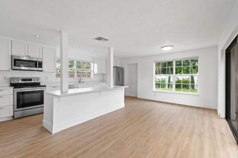 319 29th Street, West Palm Beach FL - photo 12 of 43