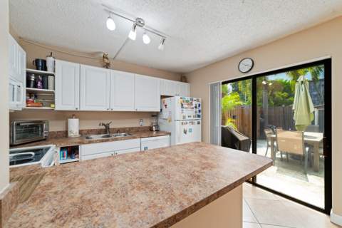 1704 Forest Lakes Circle #A, West Palm Beach FL - photo 17 of 35