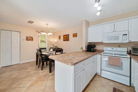 1704 Forest Lakes Circle #A, West Palm Beach FL - photo 19 of 35