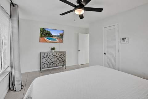 3672 NW 18th Avenue, Oakland Park FL - photo 23 of 56