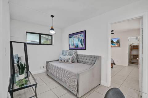 3672 NW 18th Avenue, Oakland Park FL - photo 19 of 56