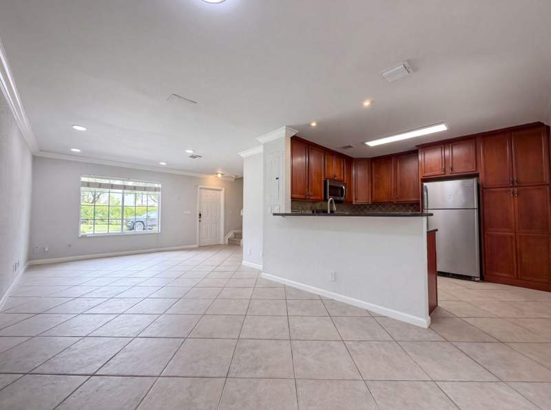 2 bedroom Townhouse at 1480 47th, Olympia & York Residential Plat, Deerfield Beach — photo 2