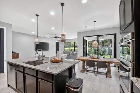 7174 Villamar Way, Lake Worth FL - photo 10 of 57