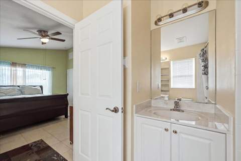 401 SW Lake Forest Way, FL - photo 21 of 36