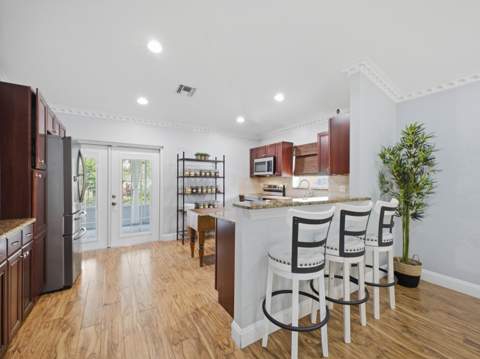 5418 Club Circle, Haverhill FL - photo 6 of 33