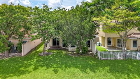 6427 Adriatic Way, West Palm Beach FL - photo 23 of 27