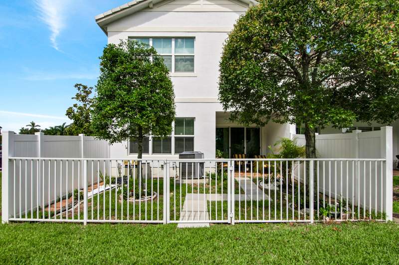 3 bedroom Townhouse at 50 Palm Lane, Park Central At Cypress Key, Royal Palm Beach — photo 5