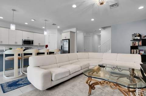 50 Palm Lane, Royal Palm Beach FL - photo 17 of 45