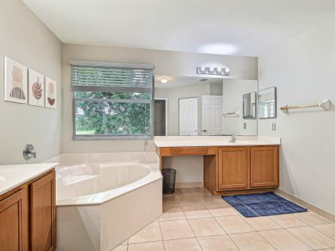 6427 Adriatic Way, West Palm Beach FL - photo 11 of 27
