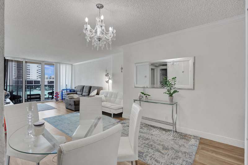 1 bedroom Condominium at 2501 S Ocean Drive #338, Wave Condo, Hollywood — photo 1