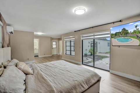 885 Azalea Court, Plantation FL - photo 19 of 35