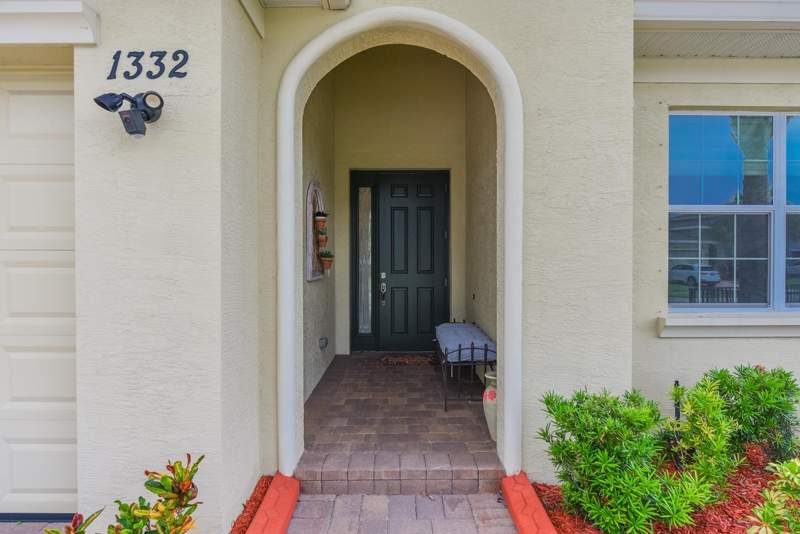 2 bedroom Single Family Residence at 1332 NW Leonardo Circle, Vizcaya Falls Plat 1, Port St. Lucie — photo 4