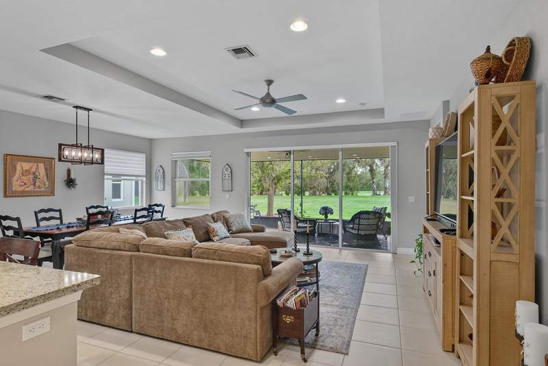 2 bedroom Single Family Residence at 1332 NW Leonardo Circle, Vizcaya Falls Plat 1, Port St. Lucie — photo 5