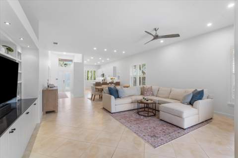 8170 Bob-O-Link Drive, West Palm Beach FL - photo 11 of 35