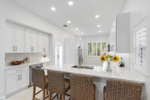 8170 Bob-O-Link Drive, West Palm Beach FL - photo 7 of 35