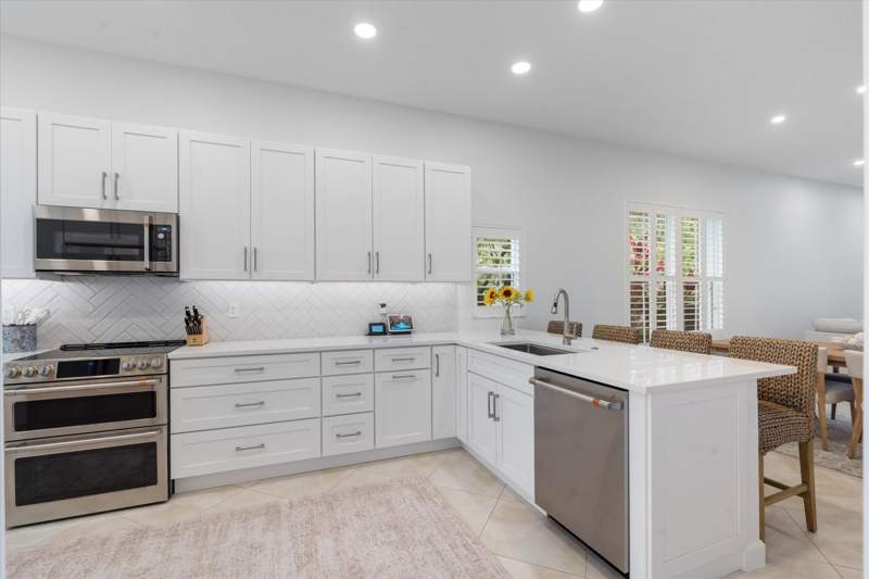 3 bedroom Single Family Residence at 8170 Bob-O-Link Drive, Villas Of Ironhorse, West Palm Beach — photo 4