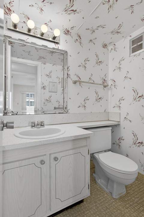 100 Sheffield, West Palm Beach FL - photo 9 of 35