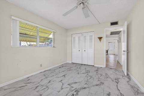 100 Sheffield, West Palm Beach FL - photo 13 of 35