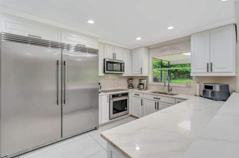 6164 Celadon Circle, Palm Beach Gardens FL - photo 12 of 32