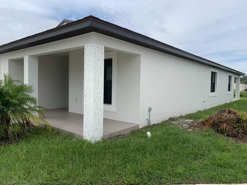 2 bedroom Single Family Residence at 17 El Portal Lane, Spanish Lakes Riverfront , Port St. Lucie — photo 5
