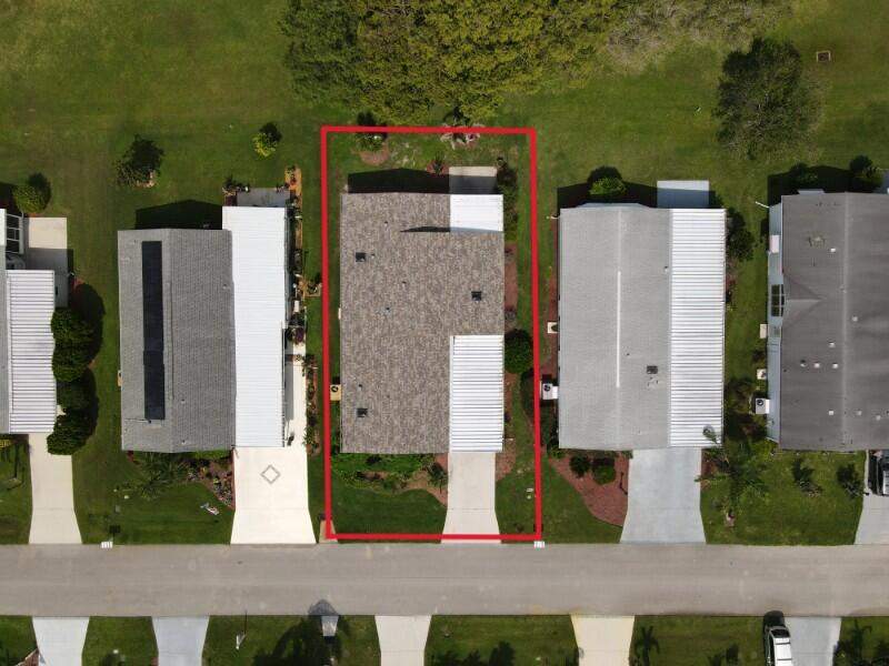3 bedroom Manufactured Home at 8029 Meadowlark Lane, The Preserve At Savanna Club, Port St. Lucie — photo 2