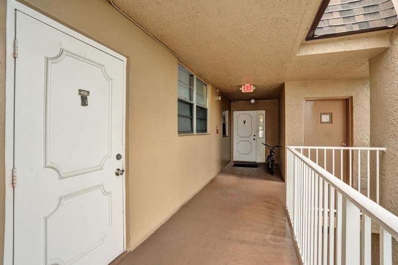 2 bedroom Condominium at 9460 Tangerine Place #408, Tangerine Condominium , Davie — photo 2