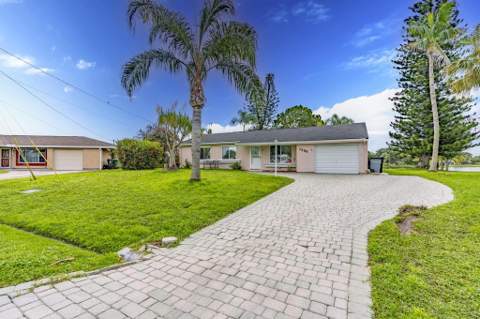 1298 SE Rickenbacker Terrace, Port St. Lucie FL - photo 8 of 71
