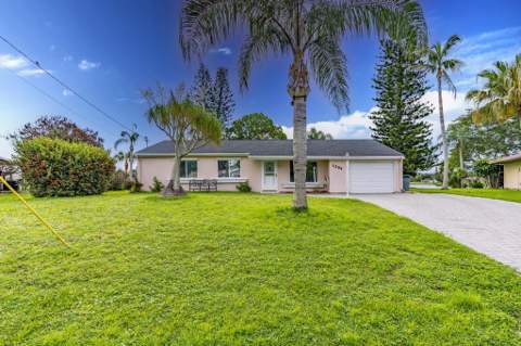 1298 SE Rickenbacker Terrace, Port St. Lucie FL - photo 9 of 71