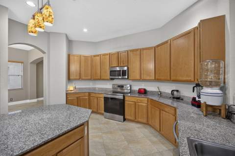 742 Cresta Circle, West Palm Beach FL - photo 13 of 75