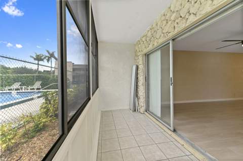 126 Sparrow Drive #22A, Royal Palm Beach FL - photo 18 of 25