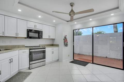 7236 Clunie Place #15302, Delray Beach FL - photo 8 of 28