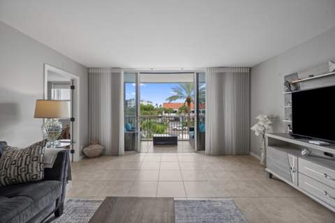 2860 S Ocean Boulevard #316, Palm Beach FL - photo 7 of 27