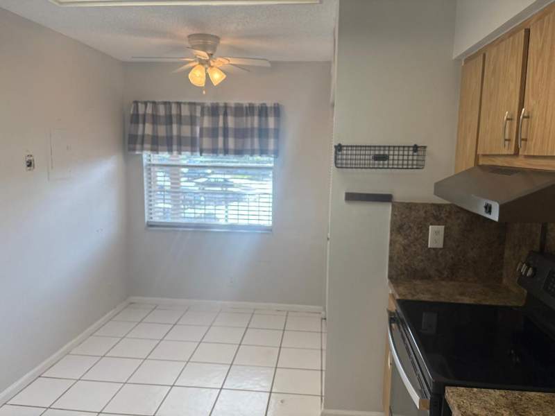 2 bedroom Condominium at 7300 Lake Cir Drive #202, Palm Lakes Condo, Margate — photo 3
