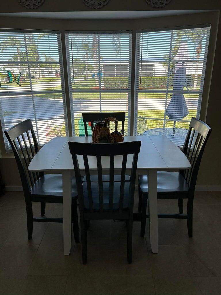 2 bedroom Mobile Home at 254 W Caribbean, Spanish Lakes, Port St. Lucie — photo 4