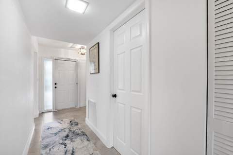5055 Oak Hill Lane #213, Delray Beach FL - photo 7 of 44