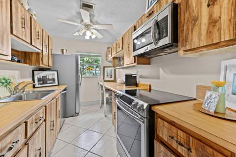 14519 Canalview Drive #C, Delray Beach FL - photo 15 of 40