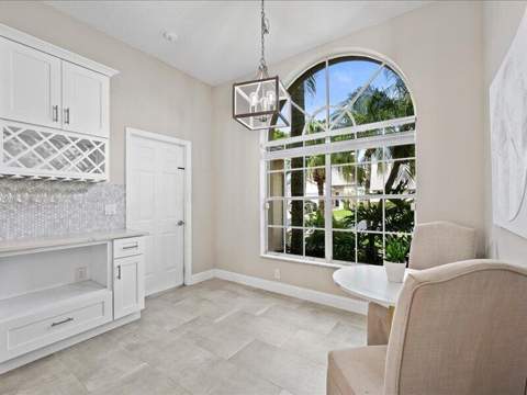 237 Moccasin Trail, Jupiter FL - photo 6 of 39