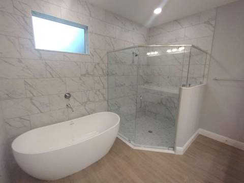 662 NE Waverly Terrace, Jensen Beach FL - photo 6 of 15