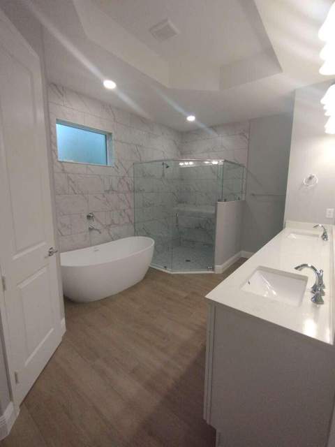 662 NE Waverly Terrace, Jensen Beach FL - photo 7 of 15