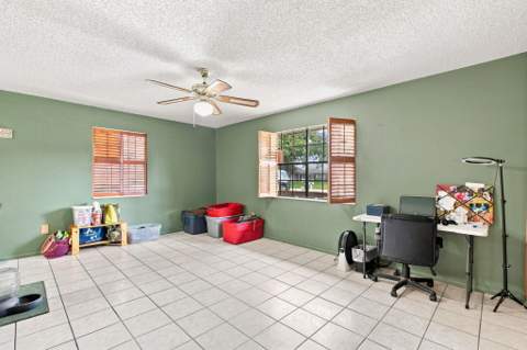 7405 Brookline Avenue, Fort Pierce FL - photo 7 of 28