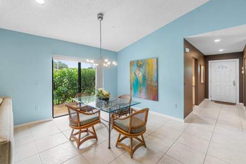 27 Stratford Lane #D, Boynton Beach FL - photo 6 of 56
