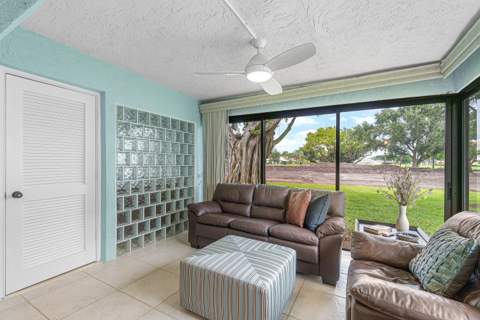 27 Stratford Lane #D, Boynton Beach FL - photo 14 of 56