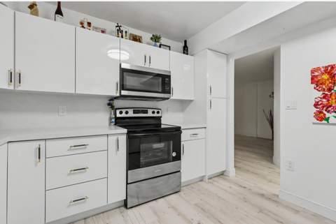2800 N 46th Avenue #A404, Hollywood FL - photo 21 of 52