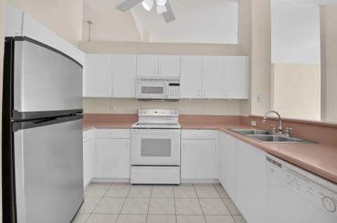1165 Sea Grape Circle, Delray Beach FL - photo 11 of 22