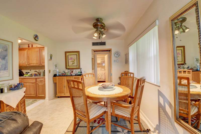 1 bedroom Condominium at 450 Brittany Drive, Kings Point Brittany Condos, Delray Beach — photo 5