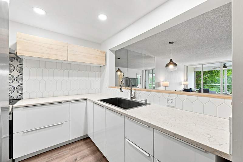 2 bedroom Condominium at 9440 Poinciana Place #314, Poinciana 4 Of Pine Island Ridge, Davie — photo 4